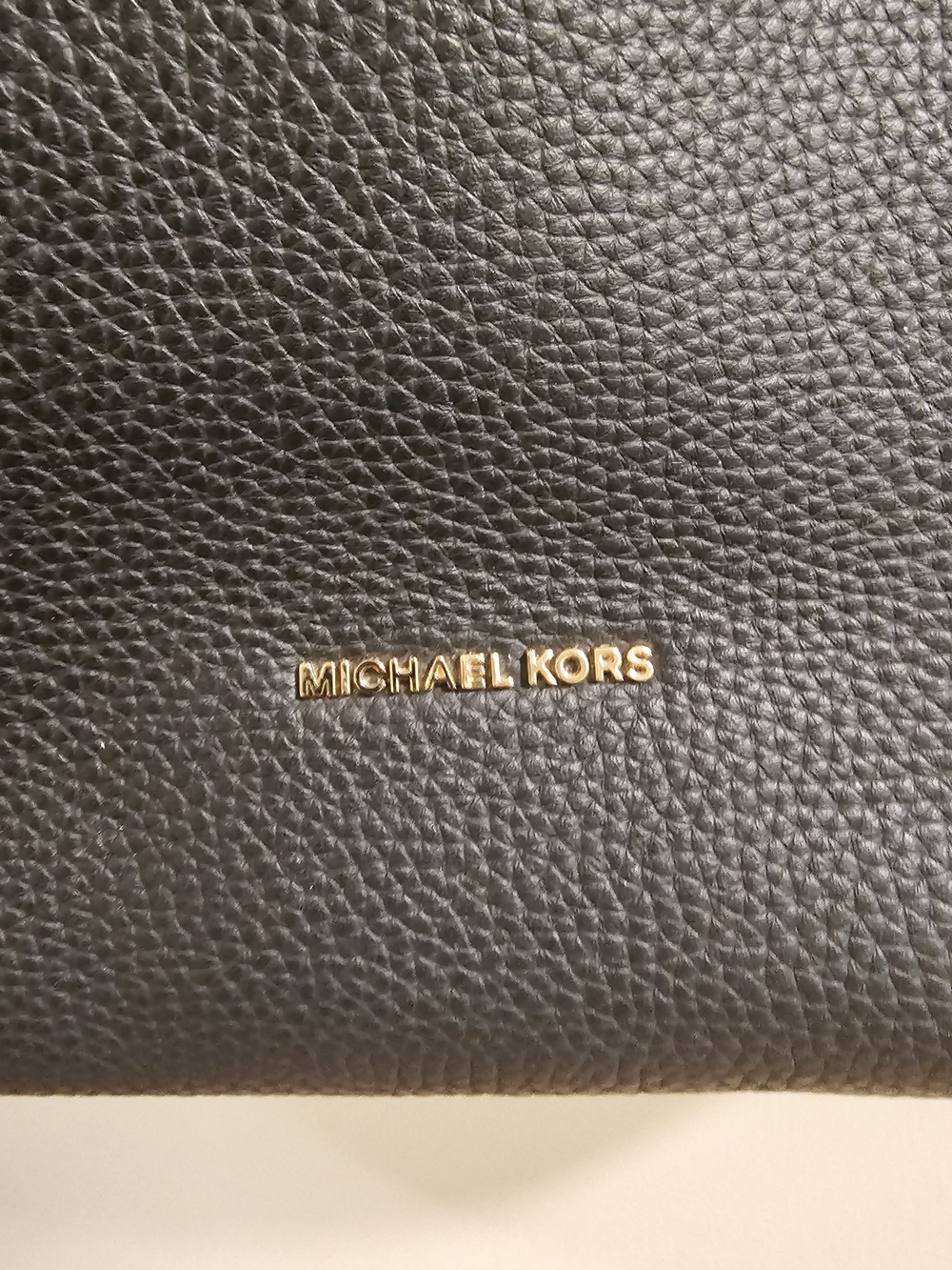 0Black Leather Michael Kors Hobo Bag - Classic Everyday Shoulder Tote - Picture 2 of 5